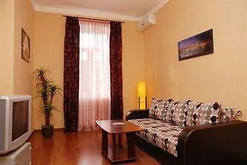 Khreschatyk Business Suites Kiev 4*,